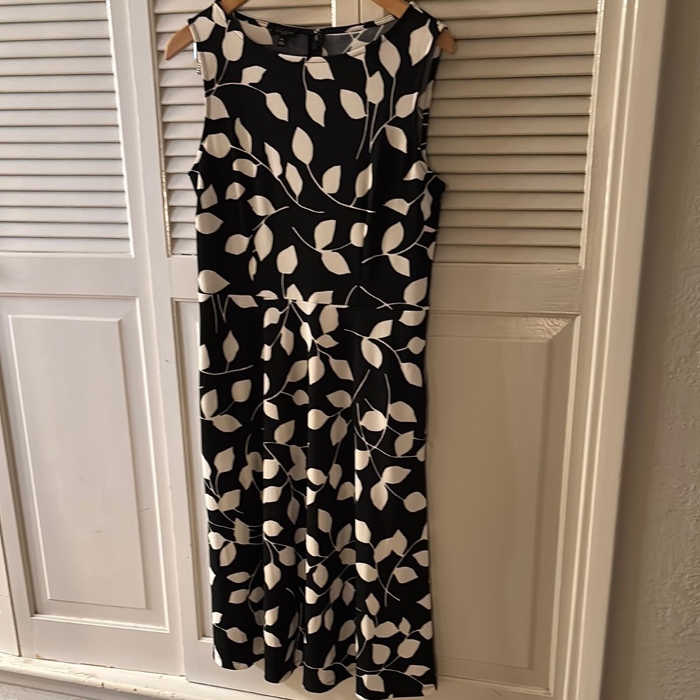 Talbots Black and White Leaf Print Dress Medium Petite Neutral Office